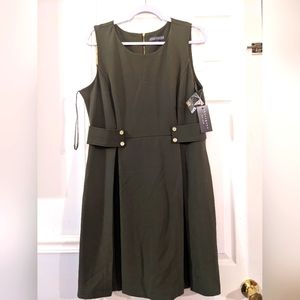 Sharagano New York knee length olive dress NWT. Size 16
